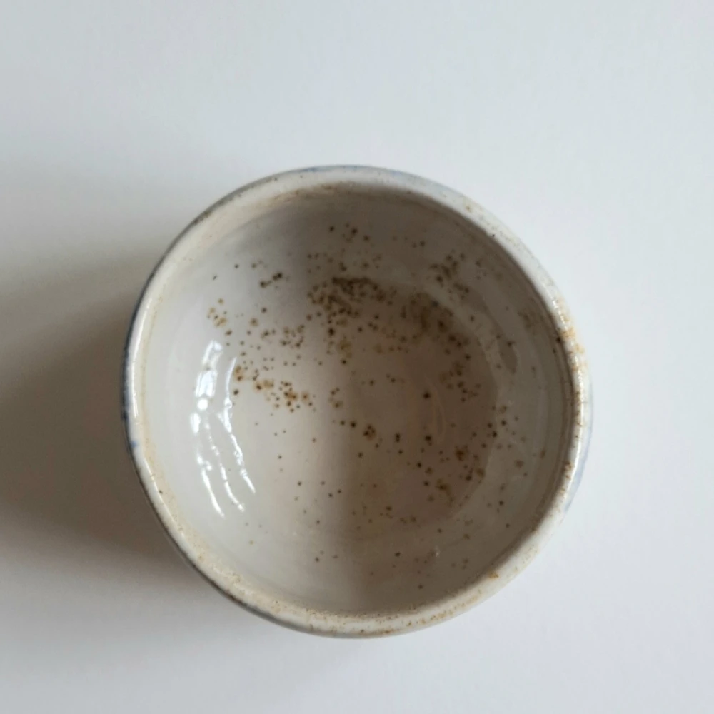 ceramiczna czarka na herbatę